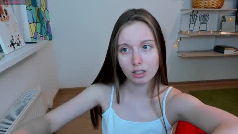 Snapshot of bam_bi chatting on 10-04-25, 01:53 Kira online show from 10-04-25, 01:53