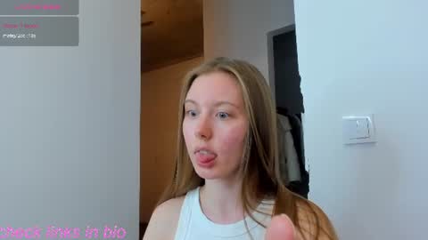 Kira online show from 07-10-26, 08:22