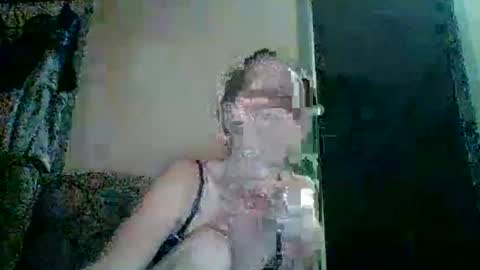Snapshot of bamacpl80 chatting on 02-18-25, 01:43 bamacpl80 online show from 02-18-25, 01:43
