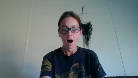 Snapshot of bamacpl80 chatting on 09-22-25, 04:53 bamacpl80 online show from 09-22-25, 04:53