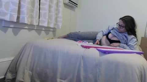 bambiboo8113 online show from 11-18-25, 01:44