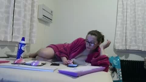 bambiboo8113 online show from 12-01-25, 05:45