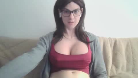 Bambi online show from 05-02-26, 02:22