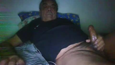 Snapshot of bambino6060 chatting on 06-17-26, 06:05 bambino6060 online show from 06-17-26, 06:05