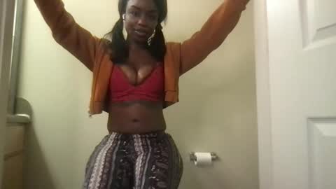 Snapshot of bambinokitt3n chatting on 12-21-25, 12:01 SABRINA - ADD SNAP FOR DAILY CONTENT online show from 12-21-25, 12:01