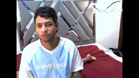 Snapshot of bamby_kitty chatting on 11-18-25, 03:01 cataliana online show from 11-18-25, 03:01