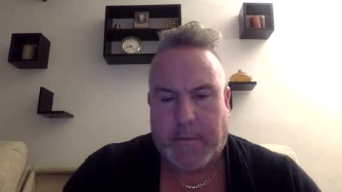 banana5289 online show from 01-04-25, 01:21