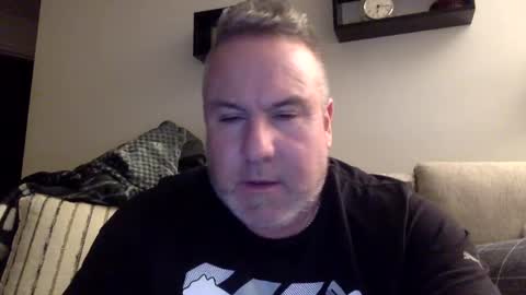 banana5289 online show from 02-07-25, 11:13