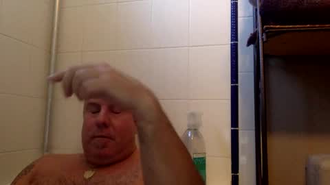 banana5289 online show from 02-18-25, 08:14