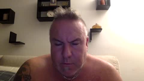 banana5289 online show from 11-01-25, 08:49