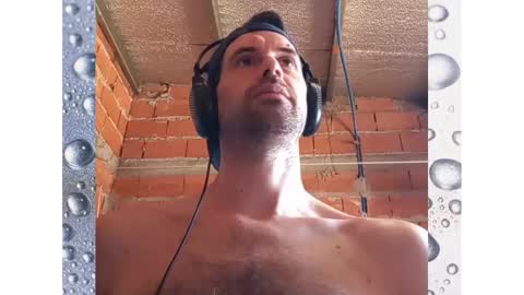 Ezequiel online show from 01-22-25, 04:23