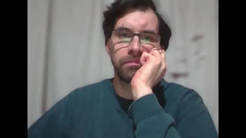 Ezequiel online show from 09-18-25, 01:51