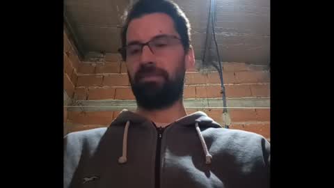 Ezequiel online show from 11-23-25, 01:38