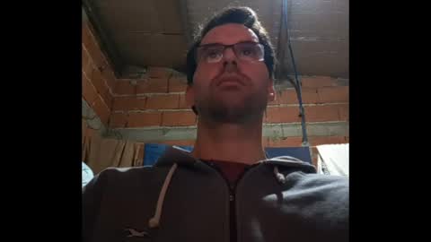 Ezequiel online show from 04-10-26, 01:55