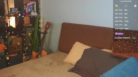 Ellen and  online show from 04-08-26, 07:30