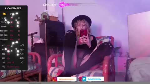 Snapshot of bandit_monkey chatting on 04-30-26, 02:51 V E R O N I C A online show from 04-30-26, 02:51