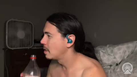 Snapshot of bandrews4795 chatting on 10-23-25, 06:45 John online show from 10-23-25, 06:45