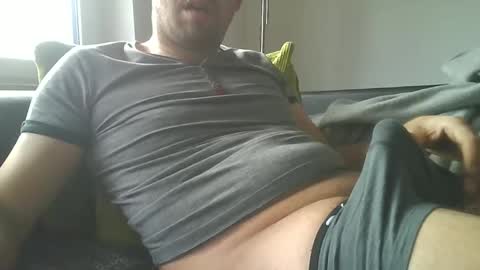 Snapshot of bangboom88 chatting on 01-19-25, 11:56 Mark online show from 01-19-25, 11:56