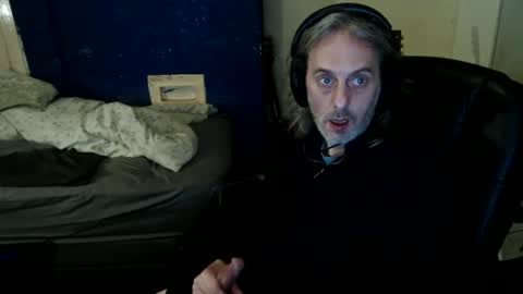 Snapshot of bangintoleather chatting on 05-06-26, 02:19 bangintoleather online show from 05-06-26, 02:19