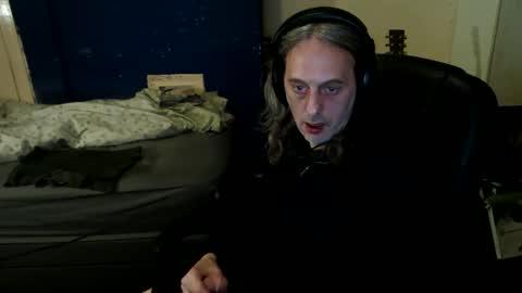 Snapshot of bangintoleather chatting on 05-09-26, 03:01 bangintoleather online show from 05-09-26, 03:01
