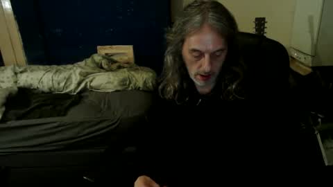 Snapshot of bangintoleather chatting on 05-17-26, 02:31 bangintoleather online show from 05-17-26, 02:31