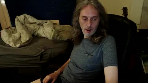 Snapshot of bangintoleather chatting on 05-26-26, 02:07 bangintoleather online show from 05-26-26, 02:07