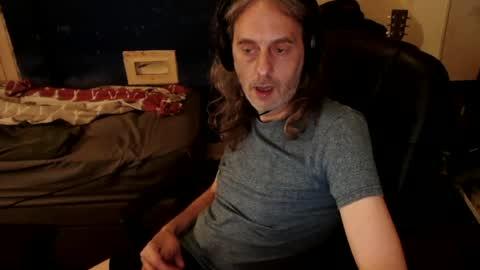 Snapshot of bangintoleather chatting on 07-02-26, 02:11 bangintoleather online show from 07-02-26, 02:11