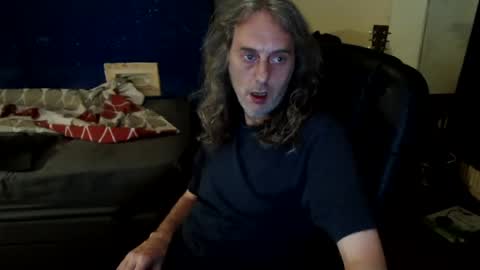Snapshot of bangintoleather chatting on 07-11-26, 02:36 bangintoleather online show from 07-11-26, 02:36