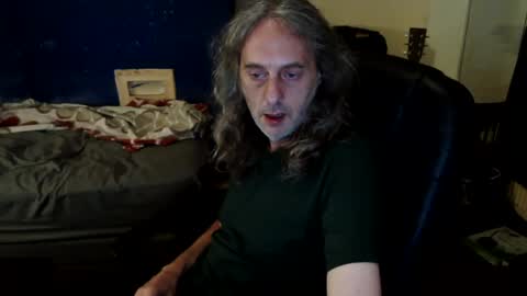 Snapshot of bangintoleather chatting on 07-12-26, 02:02 bangintoleather online show from 07-12-26, 02:02