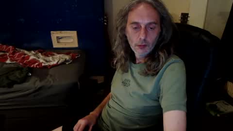 Snapshot of bangintoleather chatting on 07-14-26, 01:52 bangintoleather online show from 07-14-26, 01:52