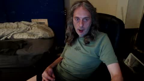 Snapshot of bangintoleather chatting on 07-23-26, 01:52 bangintoleather online show from 07-23-26, 01:52