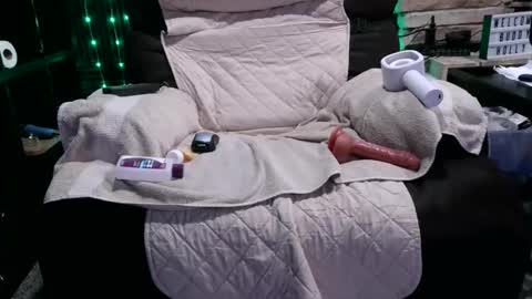 BANJOEY online show from 12-15-24, 07:35