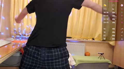       online show from 10-05-25, 06:17