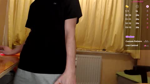       online show from 12-18-25, 07:53