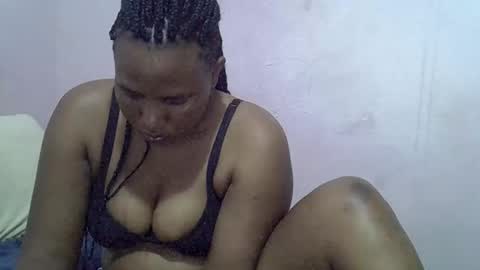 Snapshot of bantubaby chatting on 01-12-26, 06:46 bantubaby online show from 01-12-26, 06:46