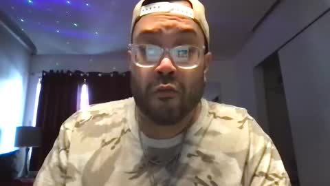 Snapshot of bape69 chatting on 12-15-24, 08:15 ForskinPapi online show from 12-15-24, 08:15