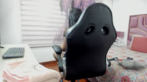 Gabi  online show from 01-16-25, 08:57