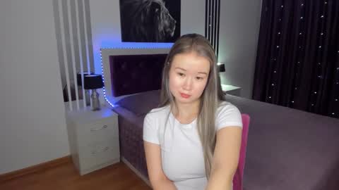 Snapshot of barbaramiles chatting on 12-26-24, 02:48 Barbara online show from 12-26-24, 02:48