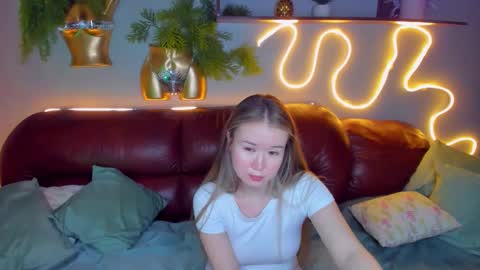 Snapshot of barbaramiles chatting on 01-18-25, 02:02 Barbara online show from 01-18-25, 02:02