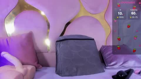 Snapshot of barbaranick chatting on 02-05-26, 02:43 Natasha online show from 02-05-26, 02:43