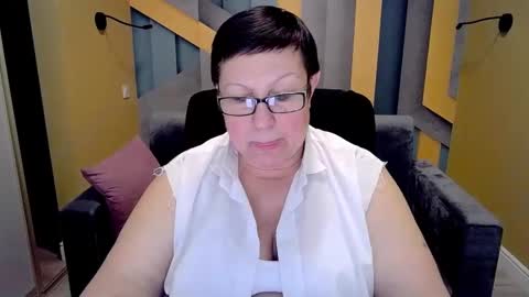 barbaraturners online show from 02-11-25, 01:20