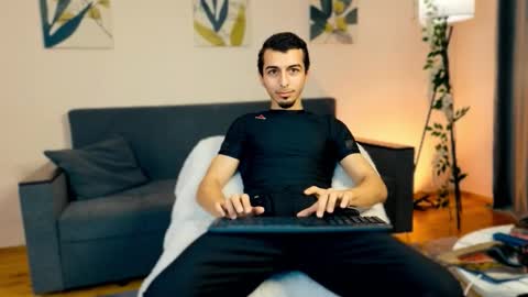 Snapshot of barbarboss chatting on 11-30-25, 07:34 John online show from 11-30-25, 07:34