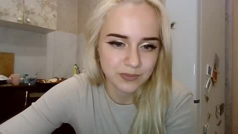 barbie___girl online show from 11-26-25, 03:13