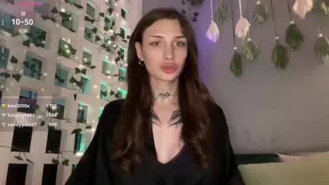 My name is Molly. Please say hello I like talking to you. If you have any wishes or obscene desires please use the tip menu online show from 02-06-25, 01:21