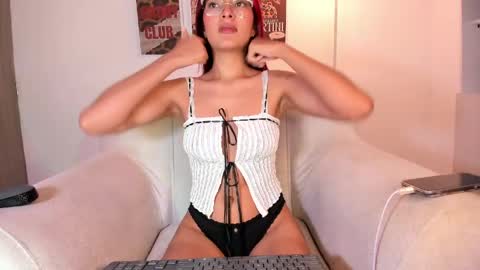  independet model online show from 05-28-26, 02:42