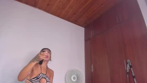 barbie_ds online show from 10-04-25, 11:52