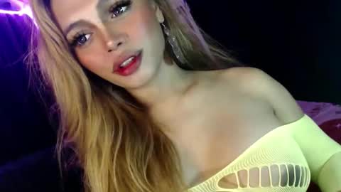 Snapshot of barbie_ivana chatting on 01-12-26, 08:03 barbei online show from 01-12-26, 08:03