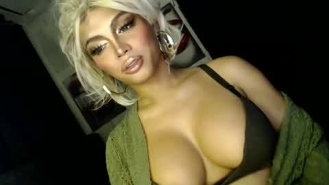 Snapshot of barbie_ivana chatting on 02-06-26, 11:41 barbei online show from 02-06-26, 11:41