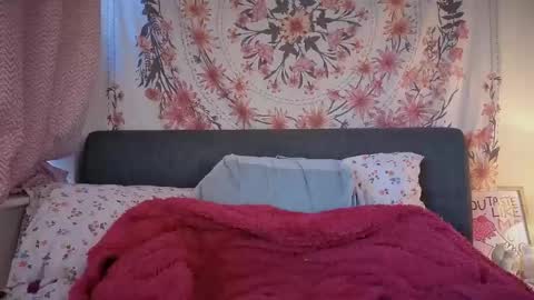 Snapshot of barbiegirl966 chatting on 01-10-26, 09:44 barbiegirl966 online show from 01-10-26, 09:44