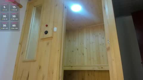 Snapshot of barbielatinass chatting on 01-08-26, 06:26 Sarashy online show from 01-08-26, 06:26